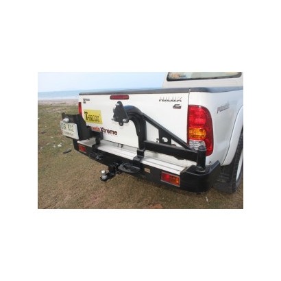 PARE CHOCS ARRIERE EN ACIER...