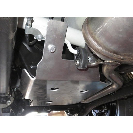 alt text - Protection de réservoir pour Suzuki Jimny à partir de 2018