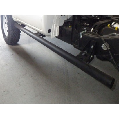 alt text - Rails de protection latéraux pour Toyota Hilux de 2005 à 2015