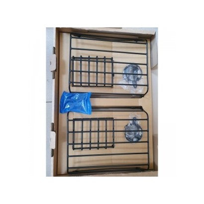 JEU DE 6 GRILLES DE PHARES...